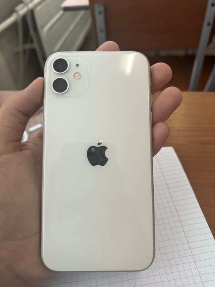 Iphone 11 белый в хорошем состояний