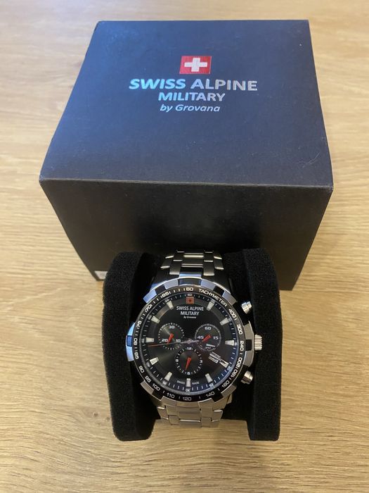 Часовник swiss alpine military 46 mm