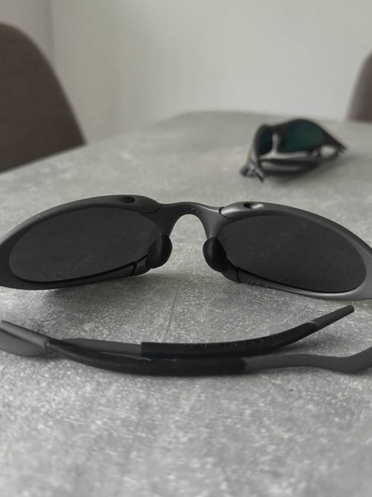 Oakley Romeo – слънчеви очила