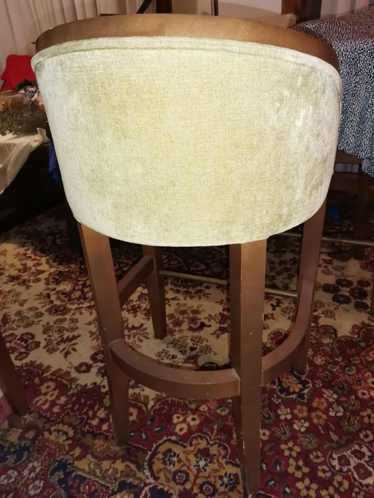 Предлагам столове за бар плот и трапезария. Само днес за 60 лв.!!