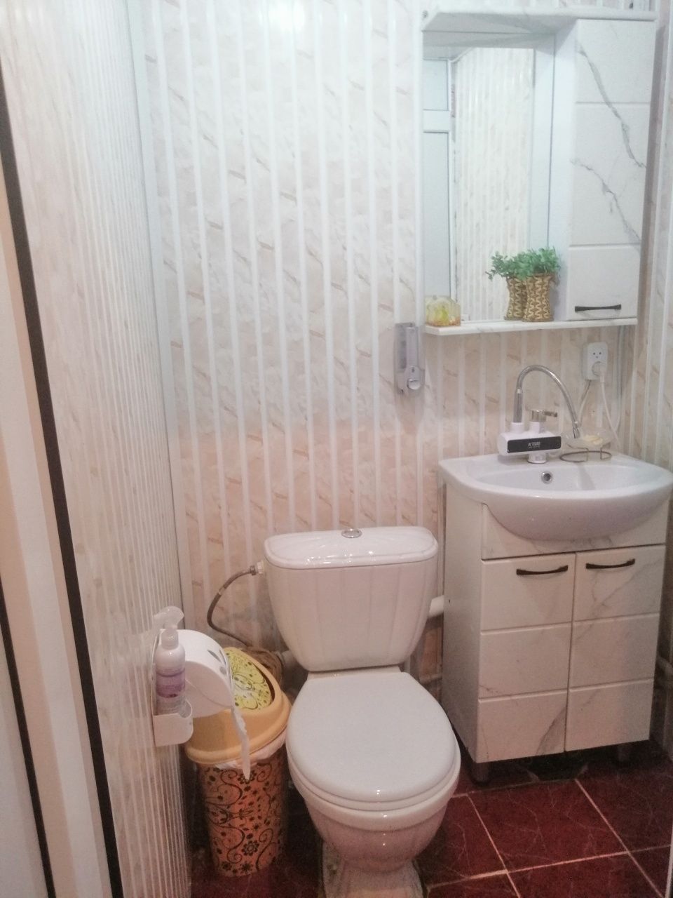 Продаётся пол дома