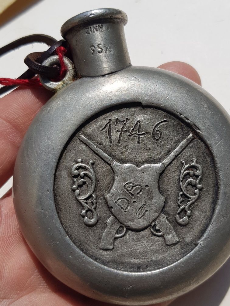 Recipient praf de pușcă vintage