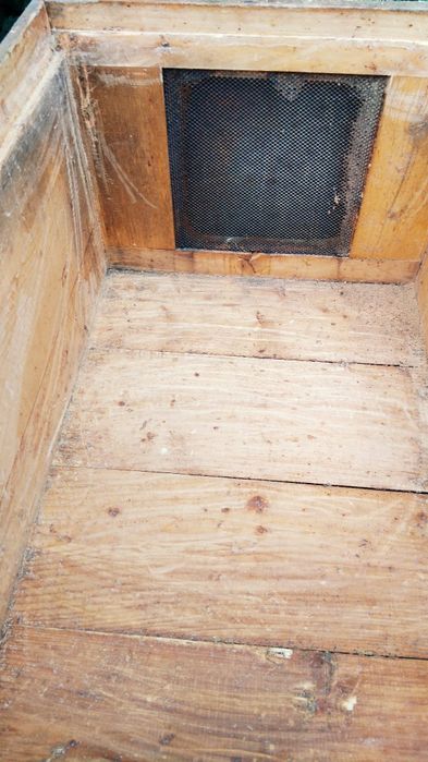 Lăzi și rame apicultura