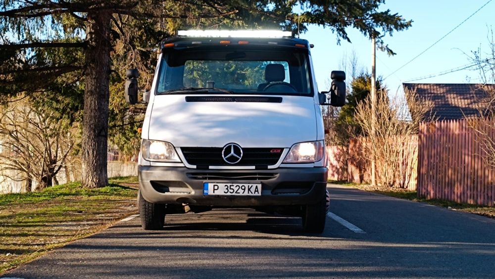 Autoplatforma Mercedes sprinter 416