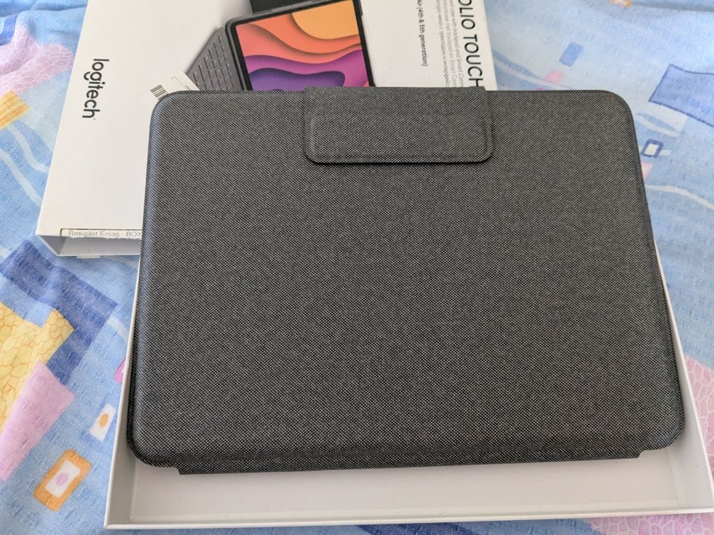 husa cu tastatură ipad air 4 & 5, Logitech folio touch, garanție