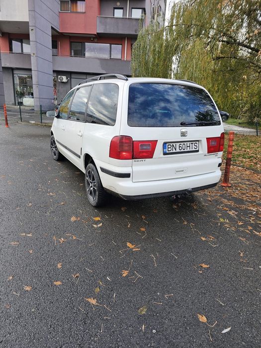 Vând Seat Alhambra