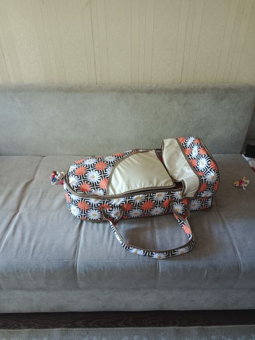 Россиская коляска 4 сезонный