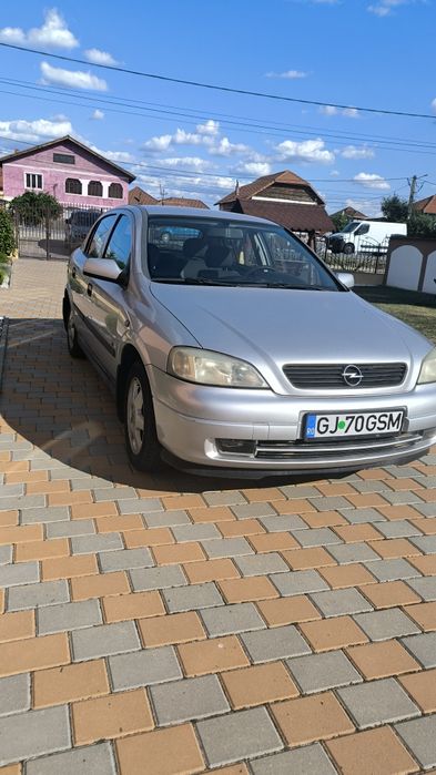 Vând Opel Astra G