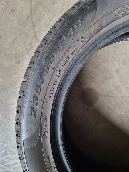 235/50/19 PIRELLI 4бр