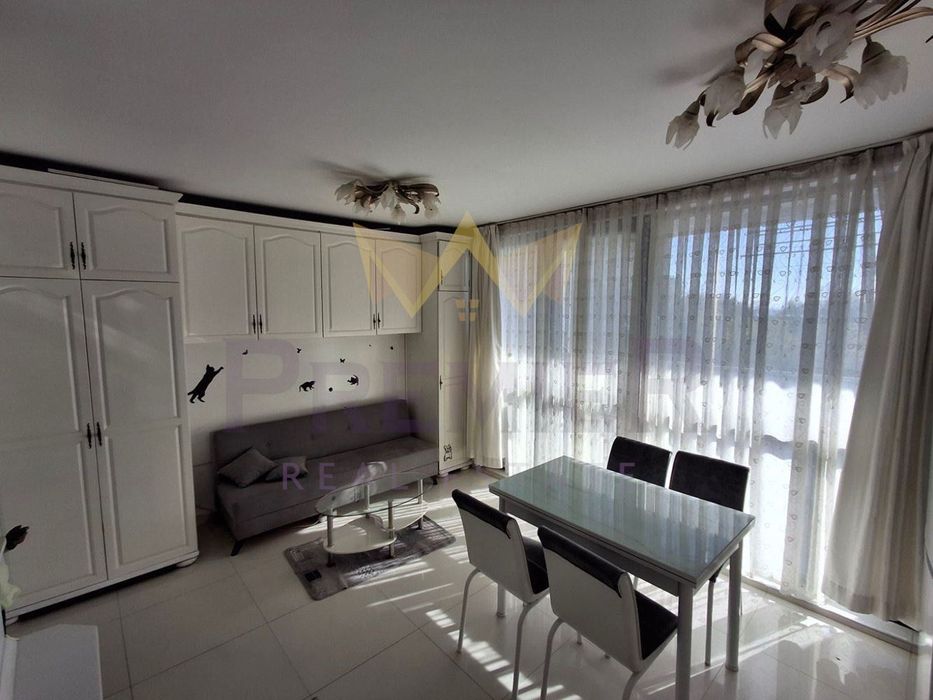 Дава се под наем Двустаен апартамент в Варна, Бриз - 50 кв.м за 433.5 € - Снимка #1