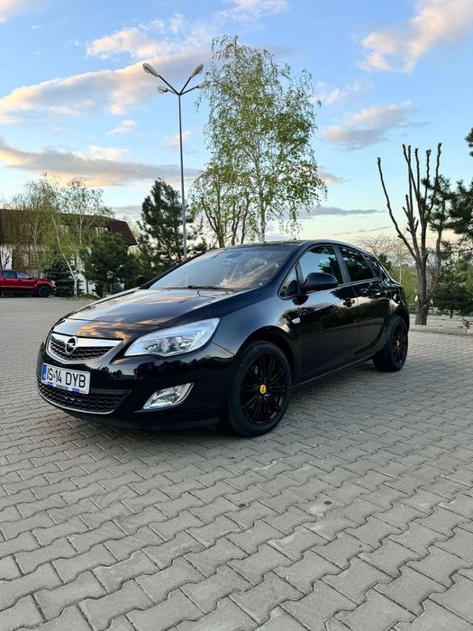 Opel Astra OPEL ASTRA J 2011 STAGE 1 155CP navigatie tip Tesla