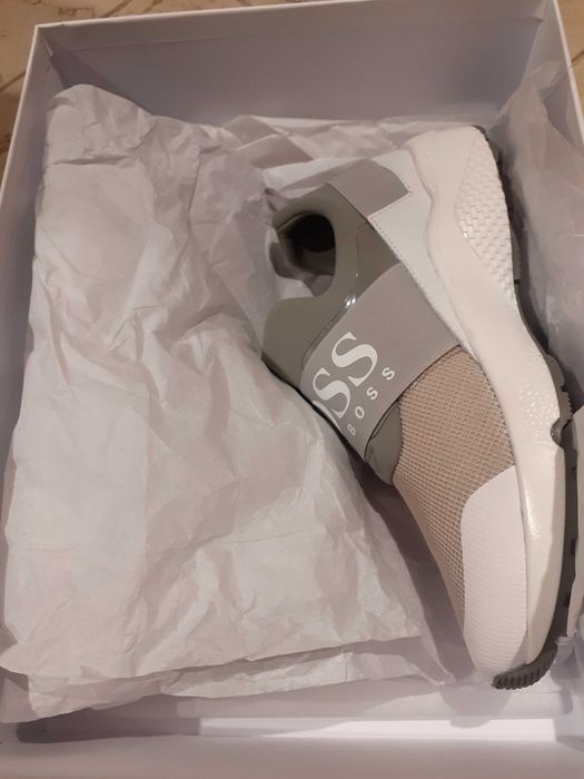 обувки Boss 41 номер