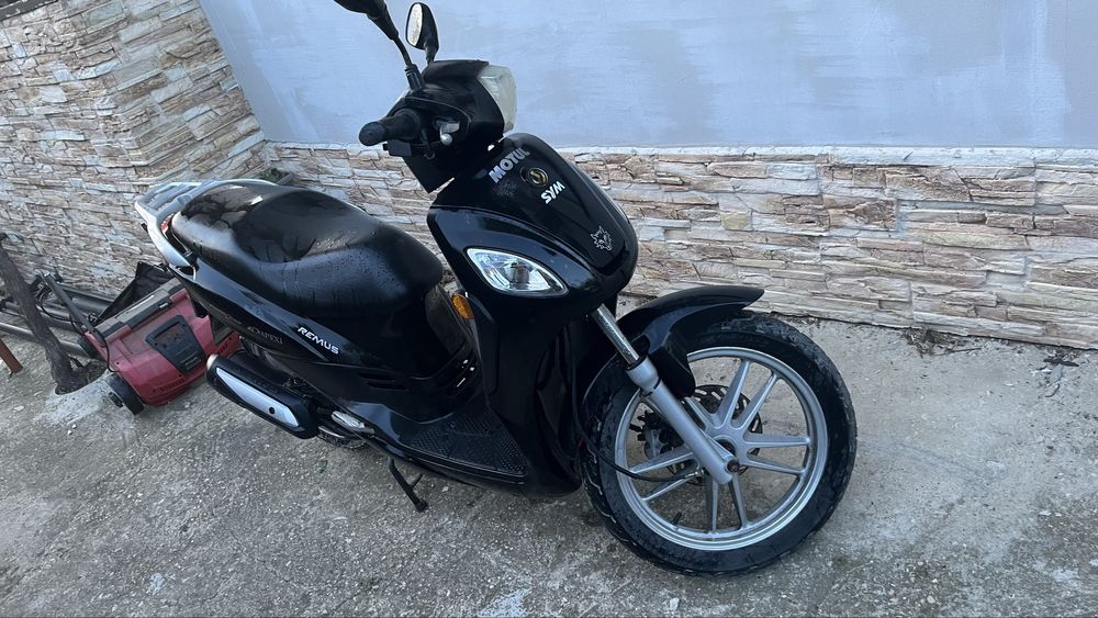 продавам скутер Sym Symphony 50 см3