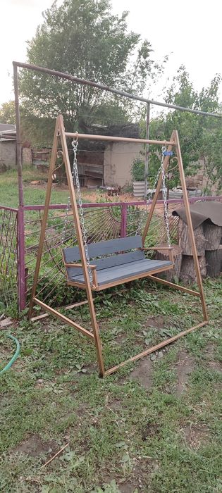 Качели садовые новый