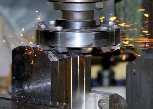 Токарь. Токарные, сверлильные работы