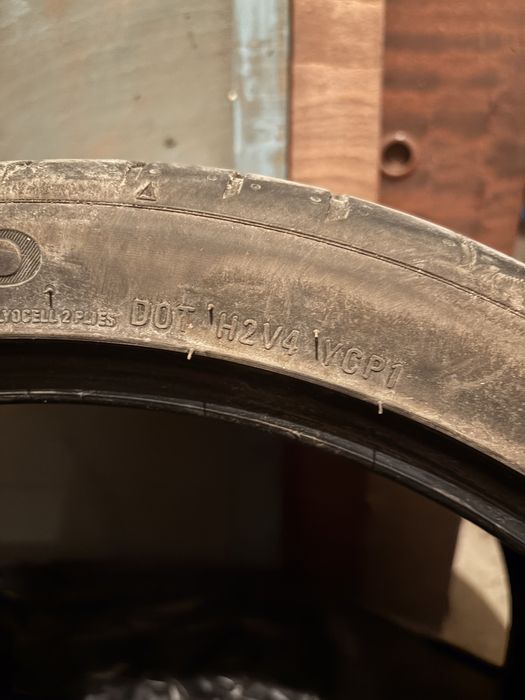 Летни гуми Kumho Ecsta 285/30 ZR19