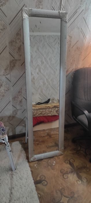 Продам б/у зеркало в хорошем состоянии