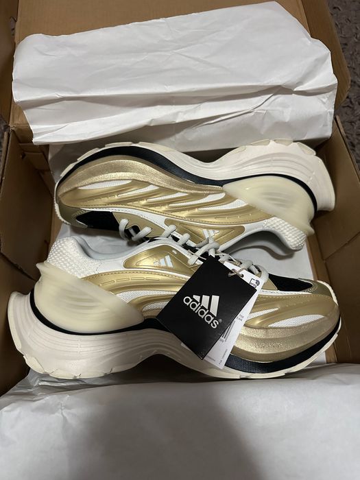 Adidas MTW marime 43