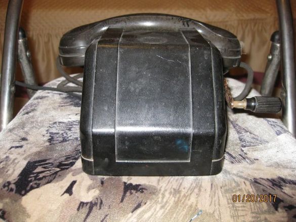 Старинен Телефон