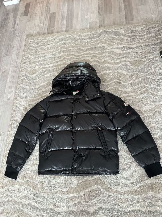 Geaca Moncler puf de gâscă 2025