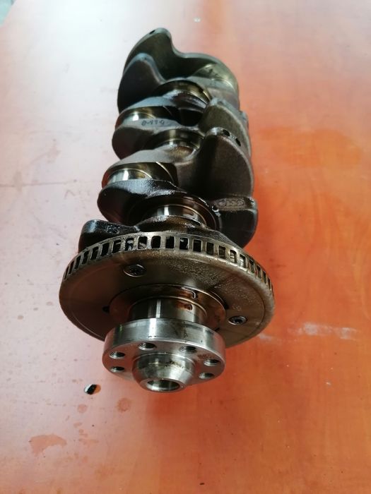 Arbore cotit Audi a4 b8 motor 1.8 tfsi cod motor CABA benzină 06HK