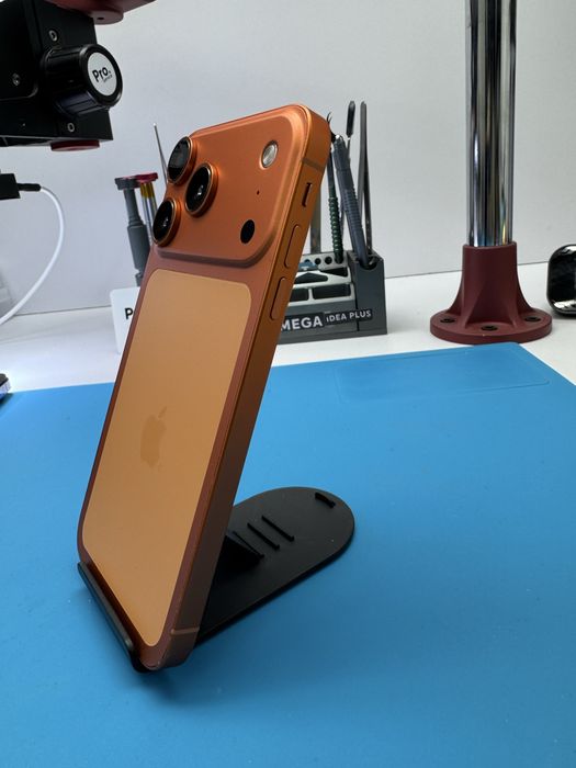 iphone 11 iphone 17 pro korpusida