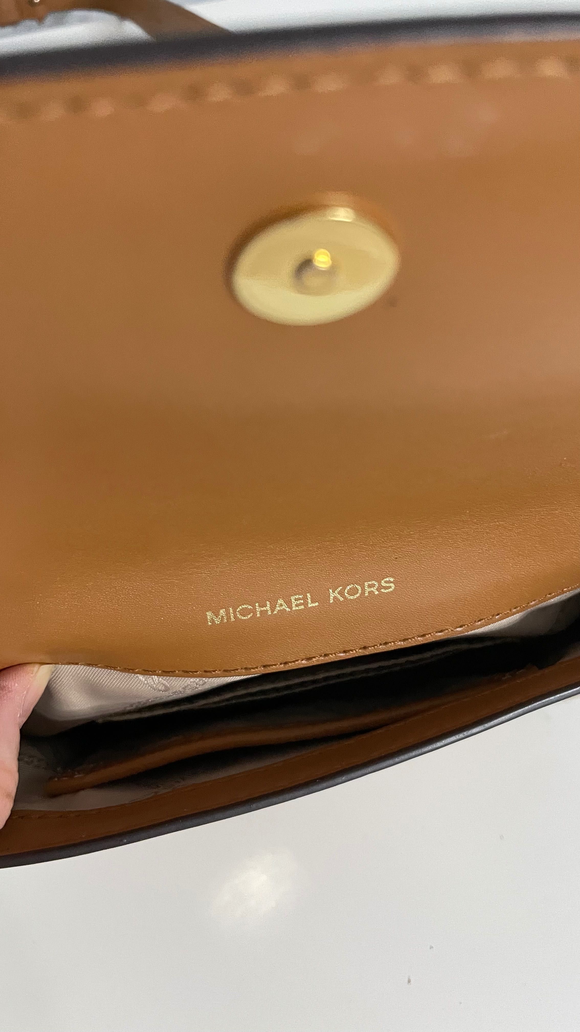 Сумка на пояс Michael Kors