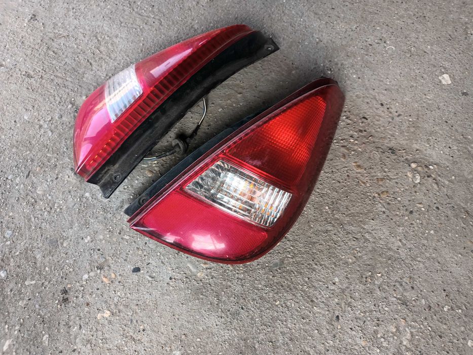 ляв и десен стоп за сузуки лиана SUZUKI LIANA