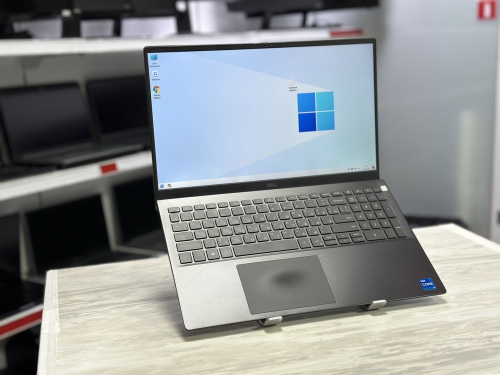 Ноутбук DELL Vostro | Intel Core i5-1135G7 | ОЗУ-8ГБ | SSD-512