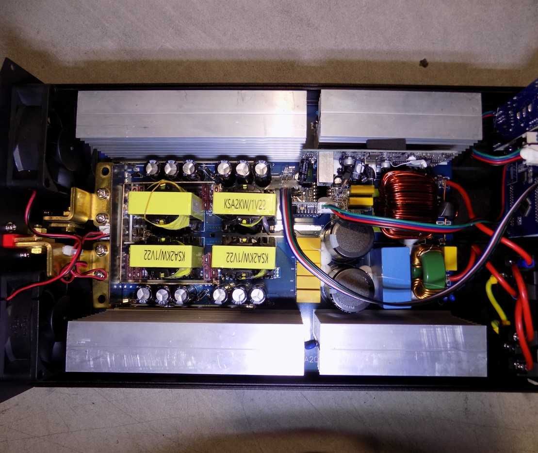Инвертори Suyeego 2000W чиста синусоида с дистанционно управление
