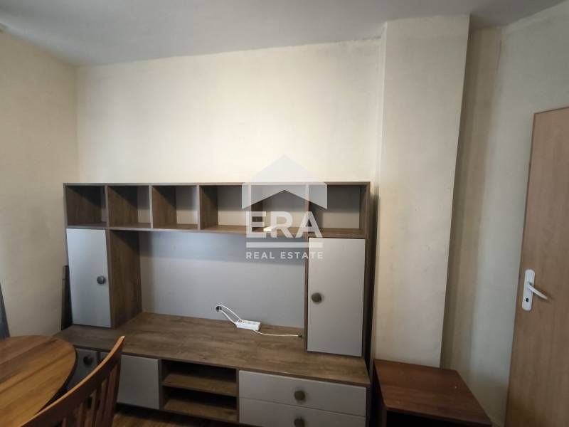 Дава се под наем Двустаен апартамент в Варна, Победа - 56 кв.м за 370 € - Снимка #4