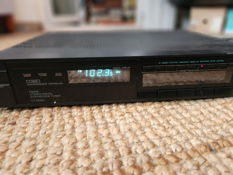 Amplificator Akai și tuner Dual