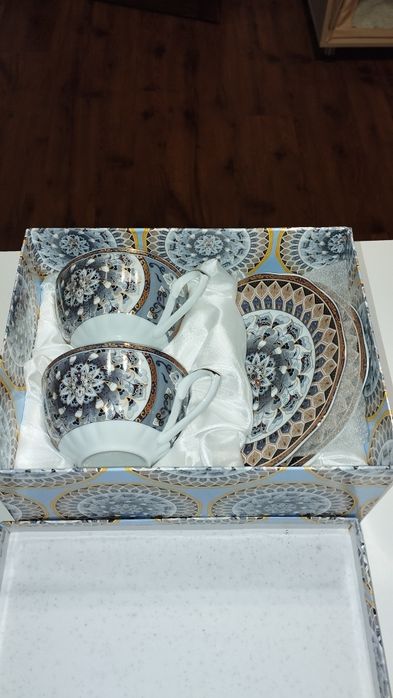 Продаются чайный чашки в подарочной упаковке