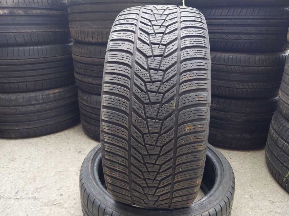 1xAnvelopa second iarna 235 35 R20 Hankook 2021