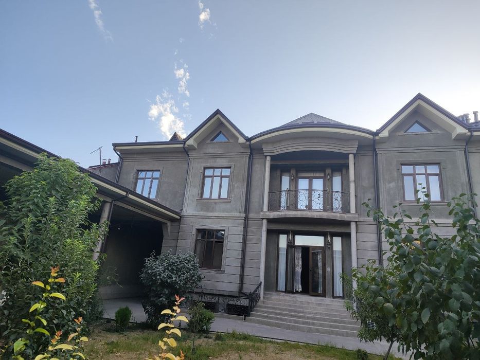 Охунбобоев 6 соток 8 хона