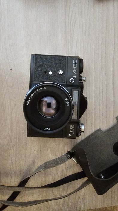 Советский фотоаппарат Зенит ет(Helios 44m-4)