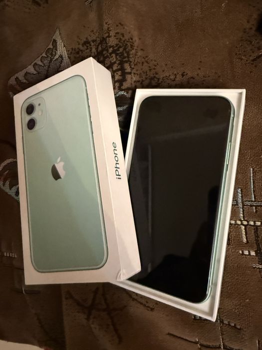 продам iPhone 11 128гб