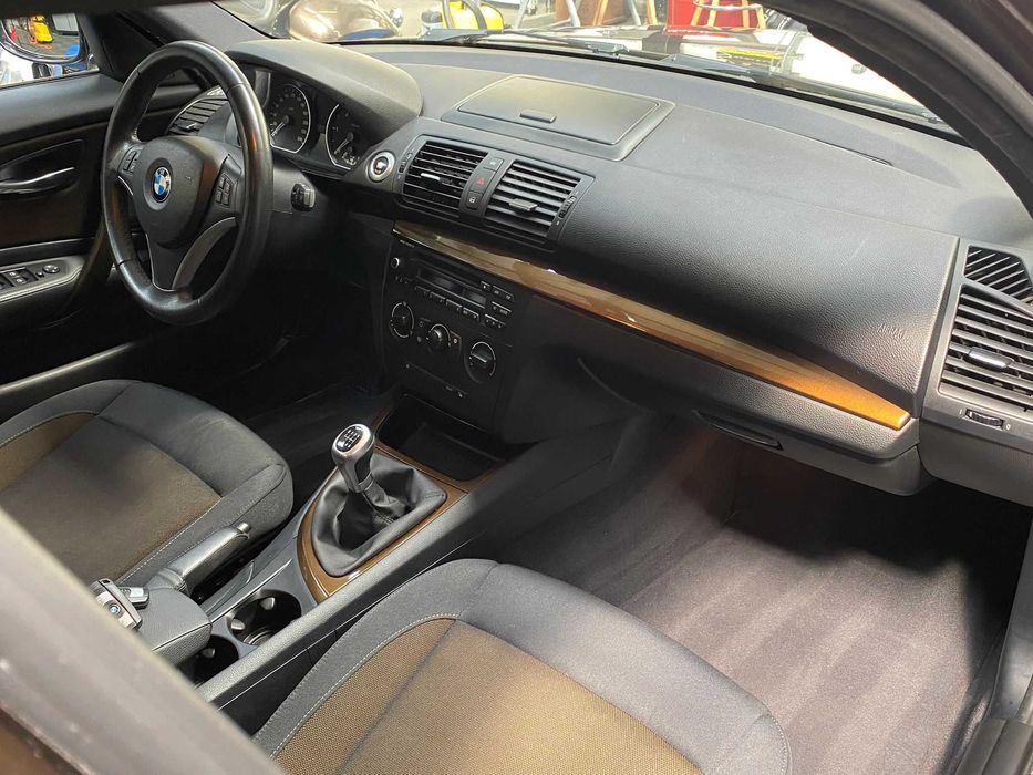 BMW     seria 1         118D