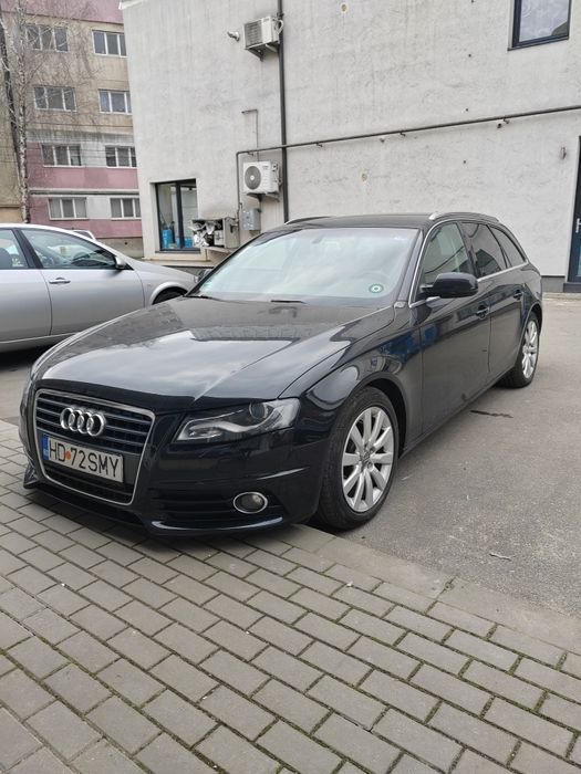 Vând Audi A4 B8 2011
