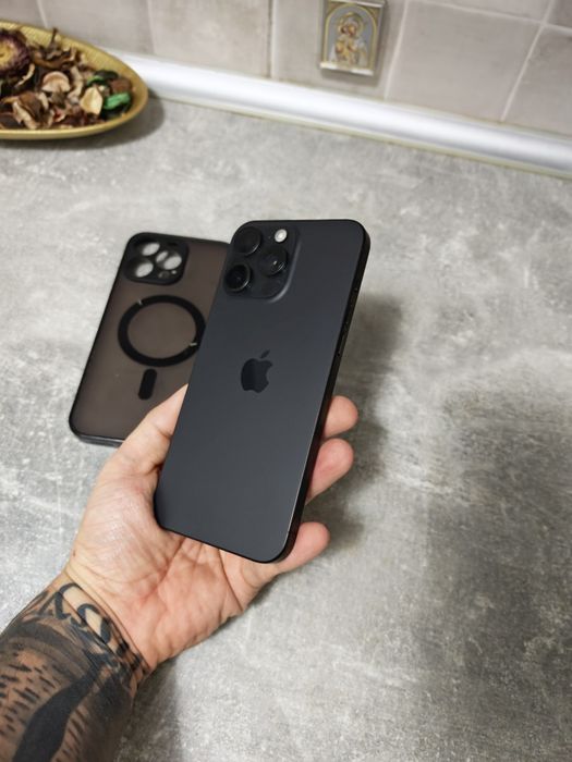 iPhone 15 Pro Max Black 96%Bat Impecabil totul original liber retea