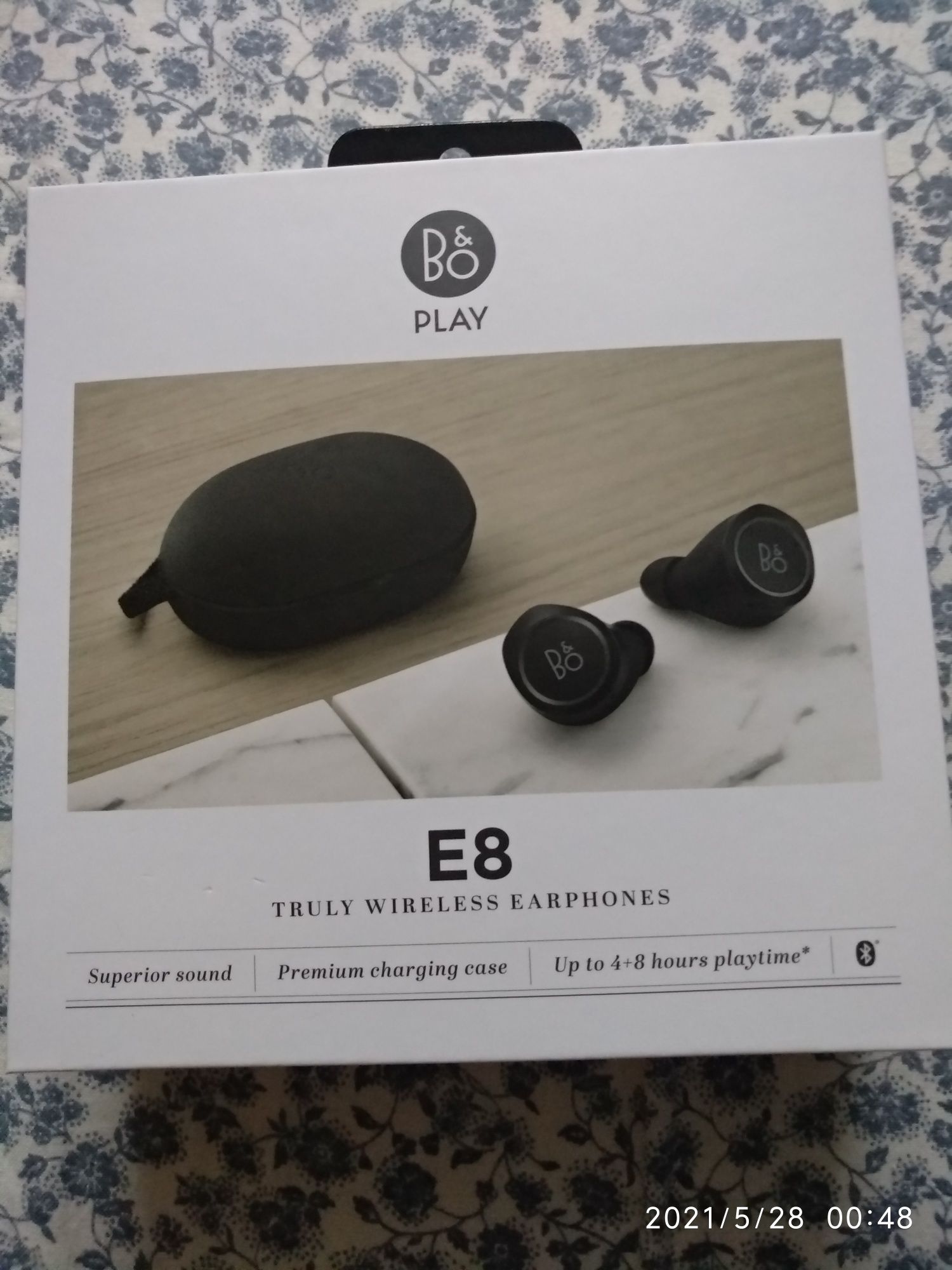 Bang&Olufsen E8 Beoplay 2.0 version