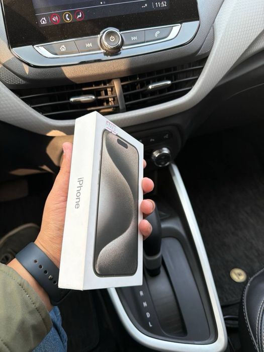 Iphone 15 pro Natura Titanium