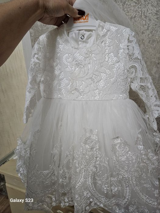 Платье на 1 годик. 1 раз одевали на годик