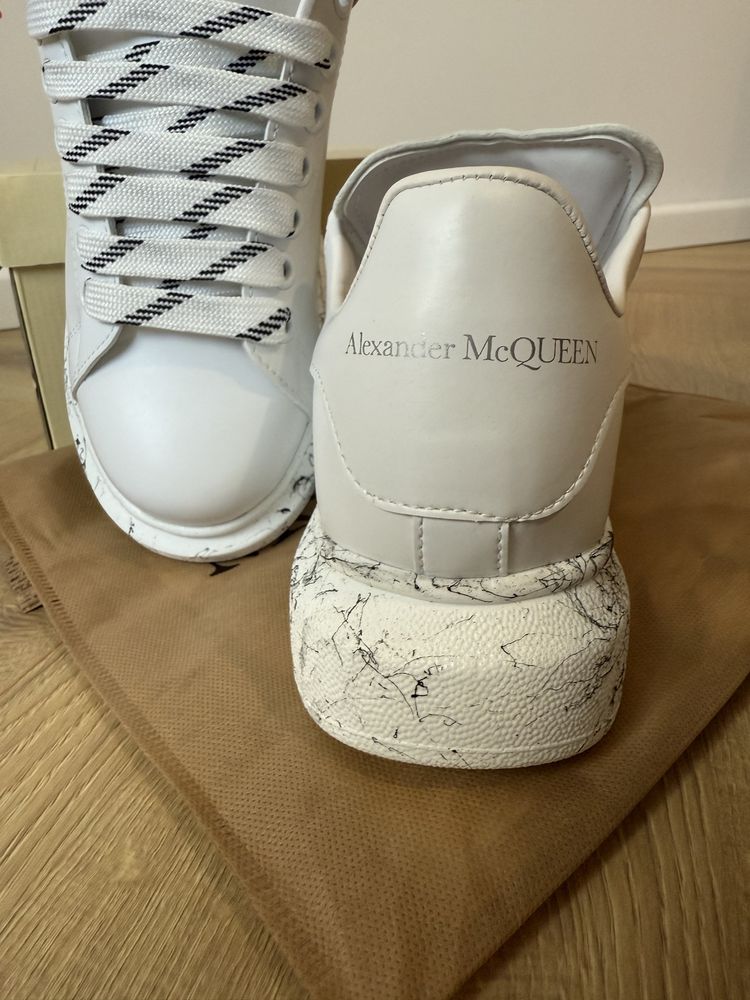 Adidasi Alexander M C Q U E E N produs nou premium