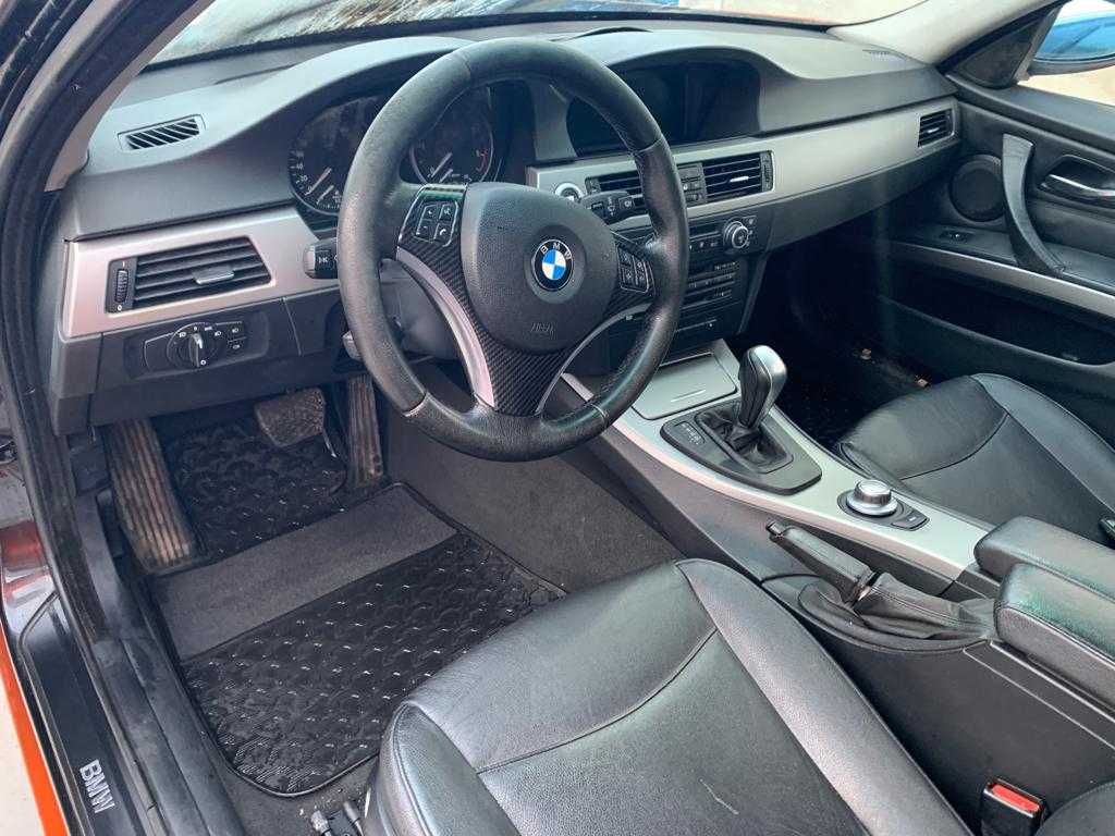 dezmembrez bmw 320d 330 e90 automat bixenon navigatie volan stanga