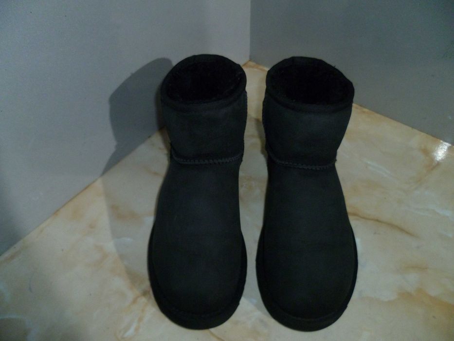 UGG оригинални ботуши №37