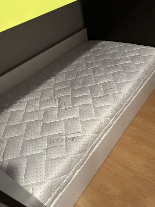 Детско двуетажно легло