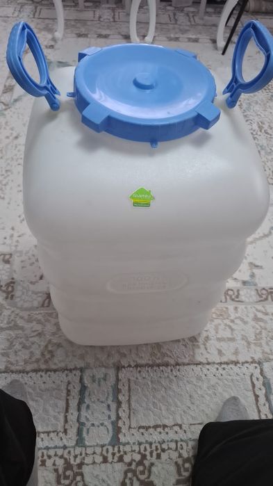 Продам емкость 100 л