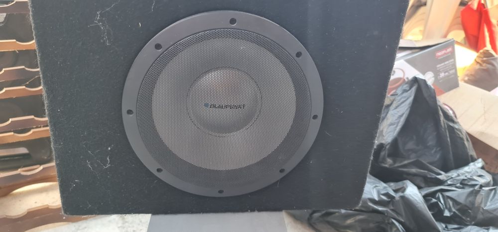 Boxe de vânzare  nu suntvnoi dar sunt ok