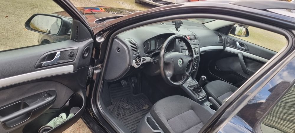 Skoda octavia 1.6 benzina